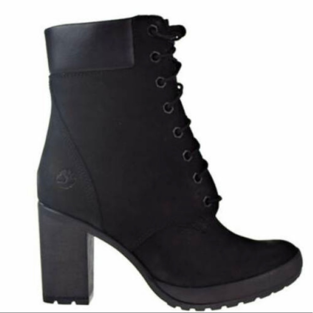 Timberland 6" camdale boots women's Size 8 Used Twice